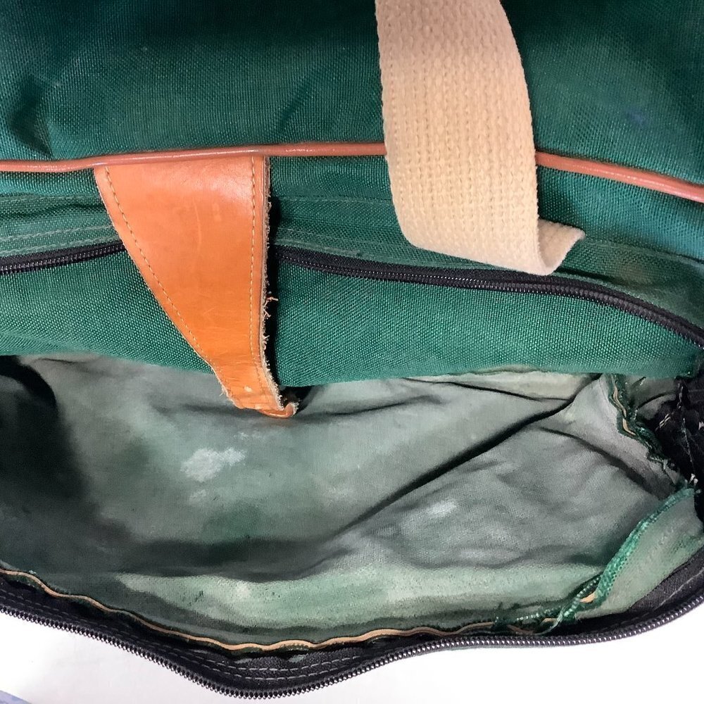 Vintage Wilderness Experience Duffle Bag Green 20" x 12" - Picture 13 of 16